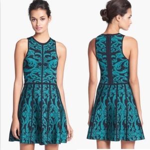 Parker Kiley Dress in Green & Black. XS.